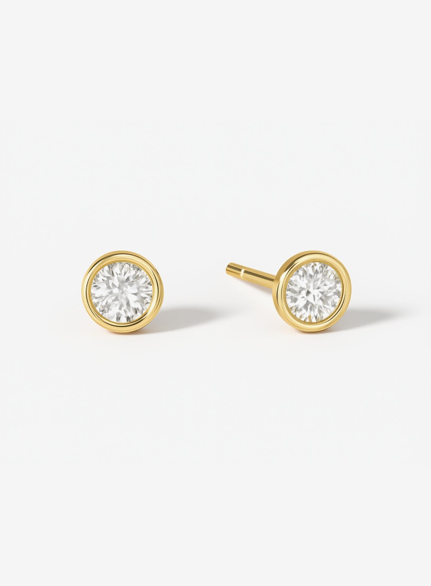 Classic Bezel Studs
